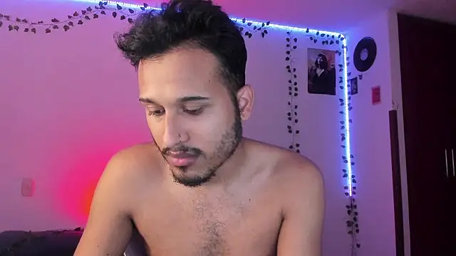 Raf brunette online show from 03-12-25, 10:26