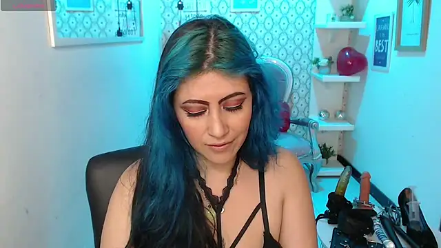 Snapshot of scarleth_blue chatting on 02-15-25, 09:16 scarleth blue online show from 02-15-25, 09:16