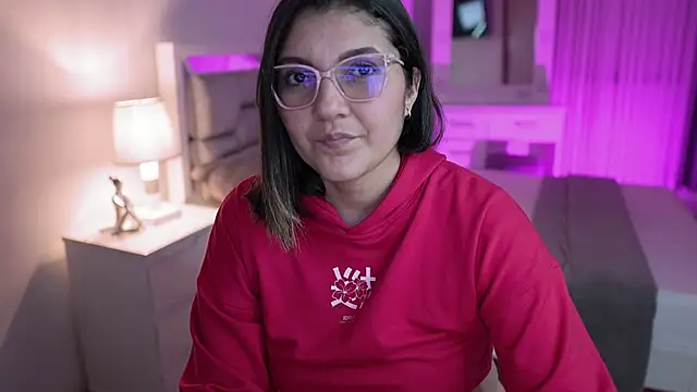 Camilaa bueno online show from 12-12-24, 02:48