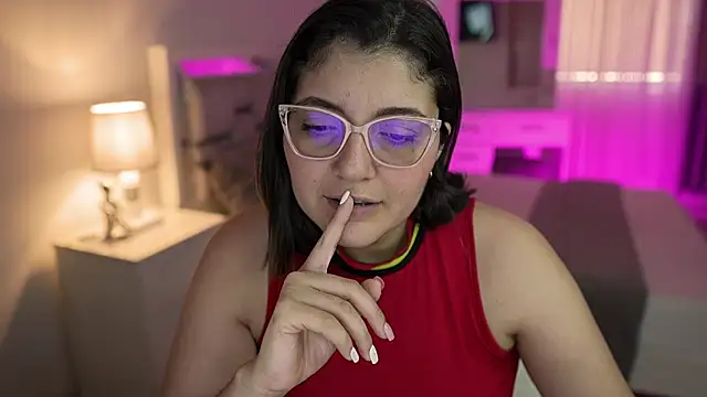 Camilaa bueno online show from 12-15-24, 08:58