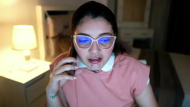 Snapshot of Camilaa_bueno chatting on 03-01-26, 12:23 Camilaa bueno online show from 03-01-26, 12:23