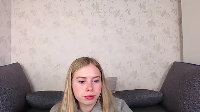 Snapshot of sofiaa_here chatting on 05-12-26, 12:08 sofiaa here online show from 05-12-26, 12:08