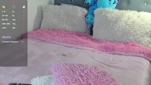 Miah hilton2 online show from 10-20-25, 09:04