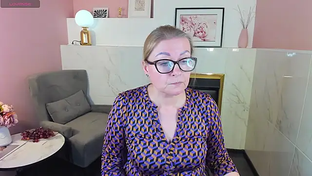 AlexandraKind online show from 02-27-25, 12:10