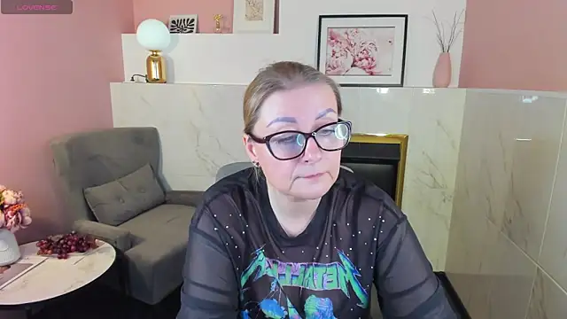 AlexandraKind online show from 02-27-25, 09:54