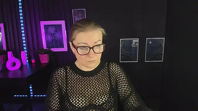 AlexandraKind online show from 03-10-25, 01:43