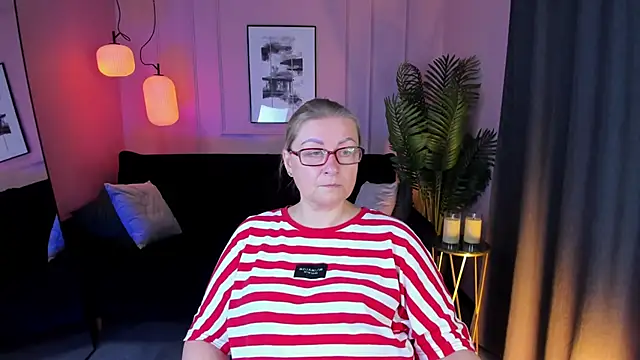 AlexandraKind online show from 09-10-25, 01:44