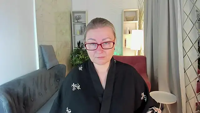 AlexandraKind online show from 11-09-25, 01:42