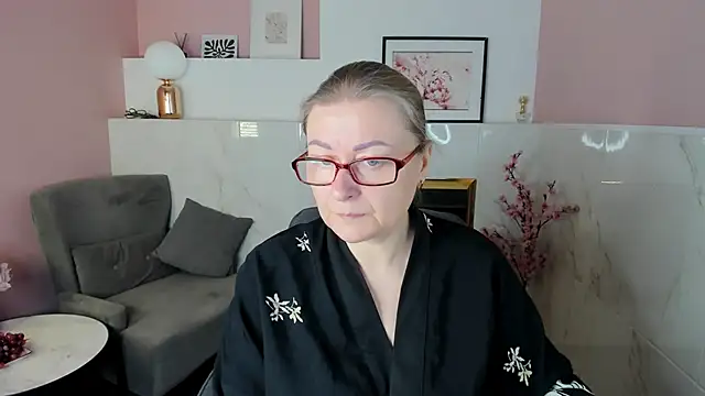 AlexandraKind online show from 12-02-25, 01:39