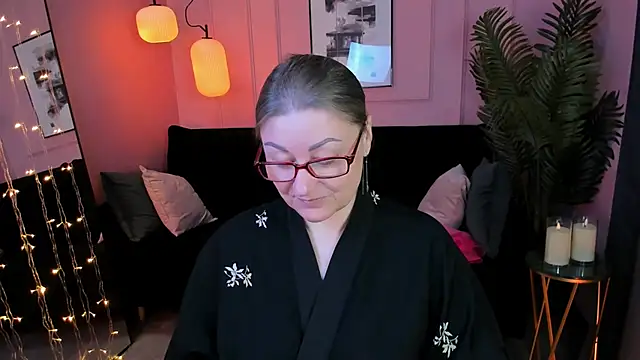 AlexandraKind online show from 02-25-26, 08:40