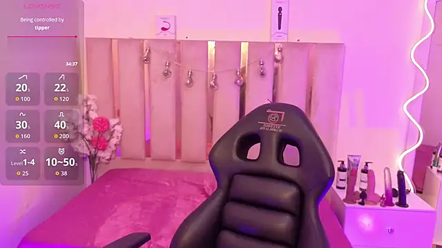 Snapshot of Andy_tay1 chatting on 10-07-25, 03:04 Andy tay1 online show from 10-07-25, 03:04