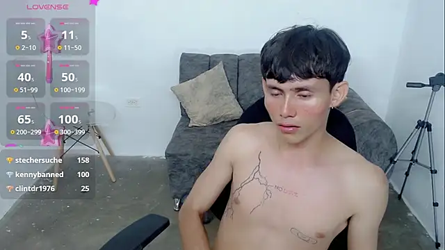 Snapshot of tanjiro_cute chatting on 12-16-24, 10:08 tanjiro cute online show from 12-16-24, 10:08