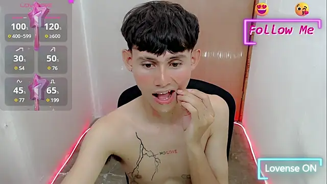 Snapshot of tanjiro_cute chatting on 01-10-25, 06:31 tanjiro cute online show from 01-10-25, 06:31