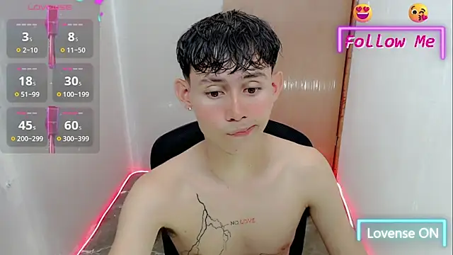 Snapshot of tanjiro_cute chatting on 01-11-25, 03:34 tanjiro cute online show from 01-11-25, 03:34