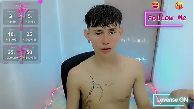 Snapshot of tanjiro_cute chatting on 01-26-25, 11:50 tanjiro cute online show from 01-26-25, 11:50