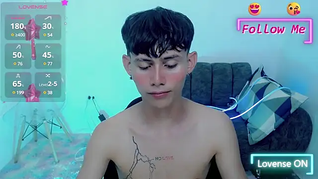 Snapshot of tanjiro_cute chatting on 01-30-25, 03:33 tanjiro cute online show from 01-30-25, 03:33