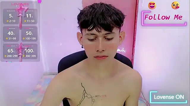 Snapshot of tanjiro_cute chatting on 02-10-25, 02:41 tanjiro cute online show from 02-10-25, 02:41