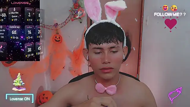 Snapshot of tanjiro_cute chatting on 11-18-25, 05:56 tanjiro cute online show from 11-18-25, 05:56