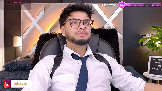 Tommidubois online show from 11-29-25, 04:26