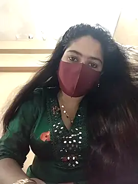 Magical Girl- online show from 03-13-25, 06:26