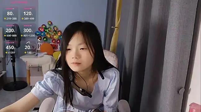 Lena-yyds online show from 03-19-25, 01:40