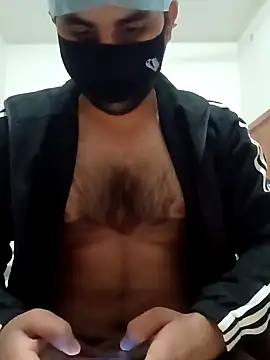 smartboy010101 online show from 02-01-25, 04:00