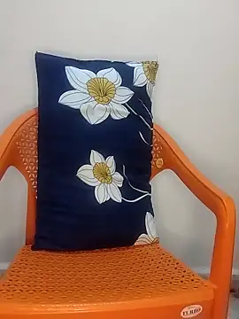 Sexy Radhikaa online show from 11-29-25, 11:52