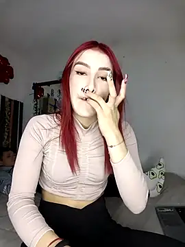 Snapshot of laura_arias018 chatting on 12-04-25, 11:46 laura arias018 online show from 12-04-25, 11:46