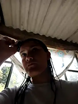 laura arias018 online show from 02-25-26, 03:21