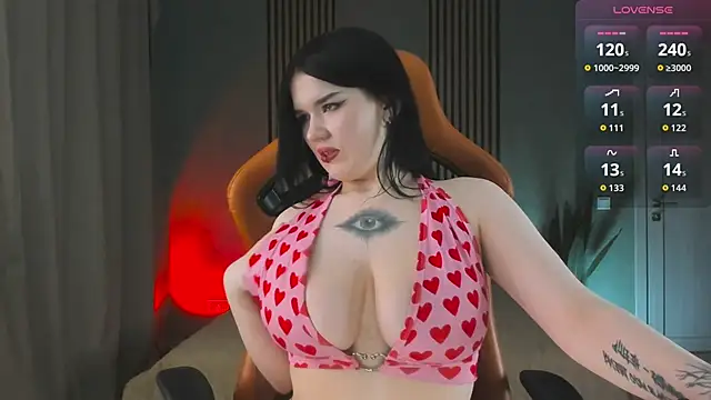 Snapshot of MeganFoxy11 chatting on 11-24-25, 03:06 MeganFoxy11 online show from 11-24-25, 03:06