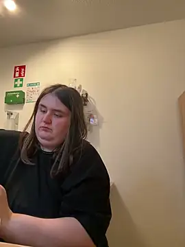 Snapshot of hotiee chatting on 03-07-25, 07:27 hotiee online show from 03-07-25, 07:27