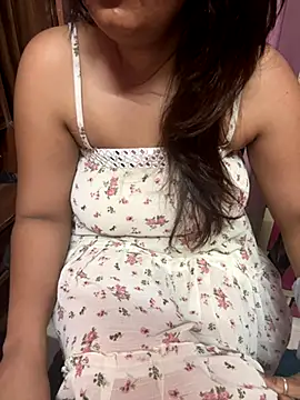  nishalove19 online show from 10-22-25, 06:51