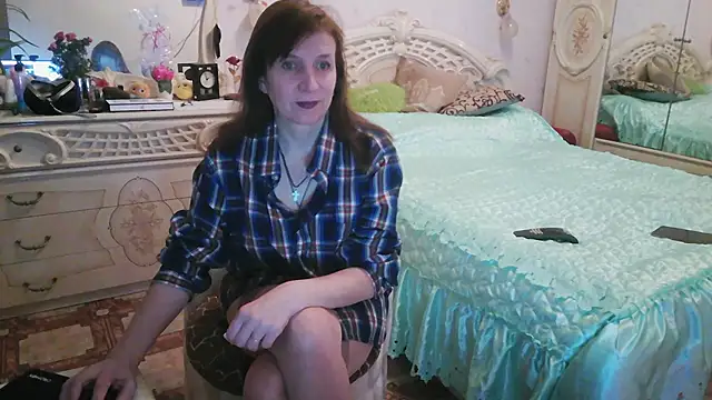 Debra Phoenix online show from 12-18-25, 11:00