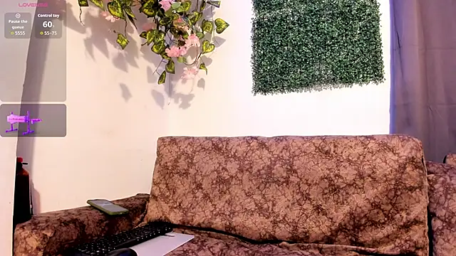 MeleekXXX  online show from 02-24-26, 09:24