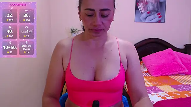 sara florez1 online show from 10-14-25, 11:11