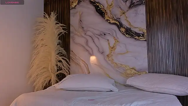 king lovely hornyy online show from 07-06-26, 06:54