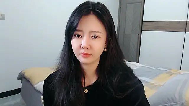 zoe-keke online show from 12-04-24, 01:53