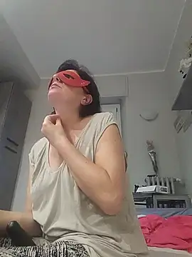 Vagabondainnamorata online show from 10-14-25, 04:41