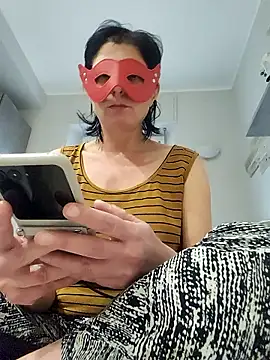 Vagabondainnamorata online show from 02-05-26, 03:49