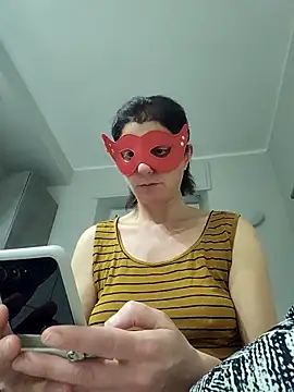 Vagabondainnamorata online show from 02-17-26, 07:09