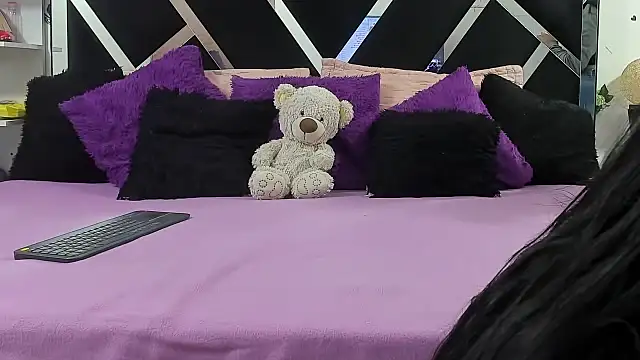 abby eemily online show from 10-11-25, 12:04