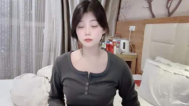 yangyang-1115 online show from 02-11-25, 01:09