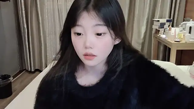 yangyang-1115 online show from 02-22-25, 12:51