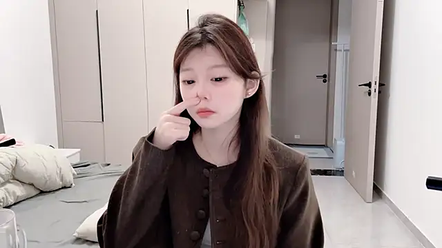 yangyang-1115 online show from 09-29-25, 06:07