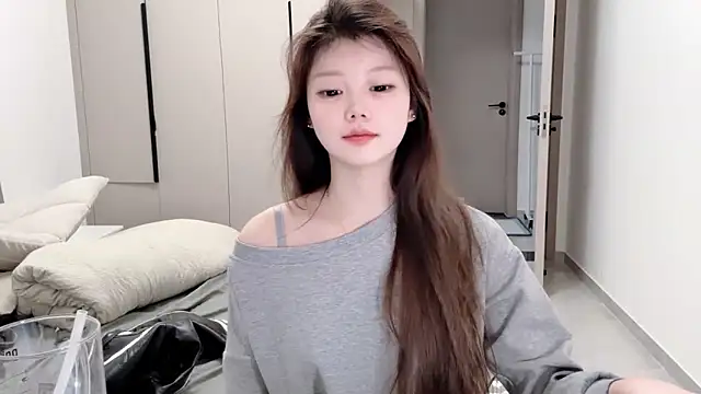 yangyang-1115 online show from 10-08-25, 05:05