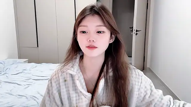 yangyang-1115 online show from 10-21-25, 04:57