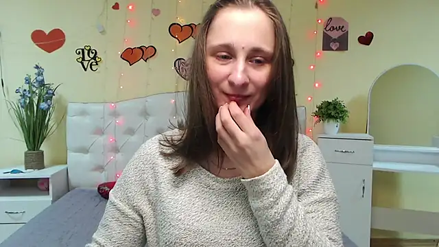 MichelLeee online show from 02-25-25, 12:03