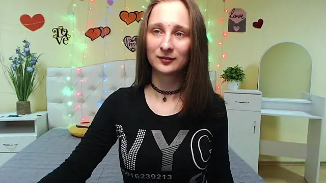 MichelLeee online show from 03-06-25, 12:09