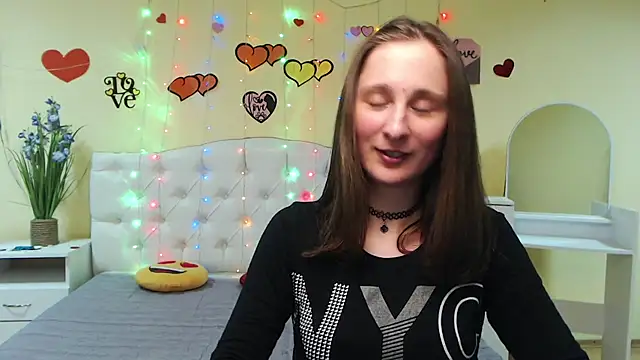 MichelLeee online show from 03-06-25, 03:13