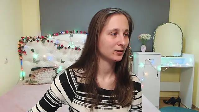 MichelLeee online show from 03-26-26, 12:22